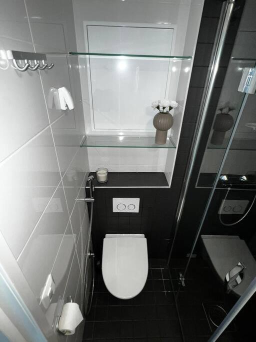 Apartament Cozy Penthouse Loft - Near The Airport Vantaa Zewnętrze zdjęcie