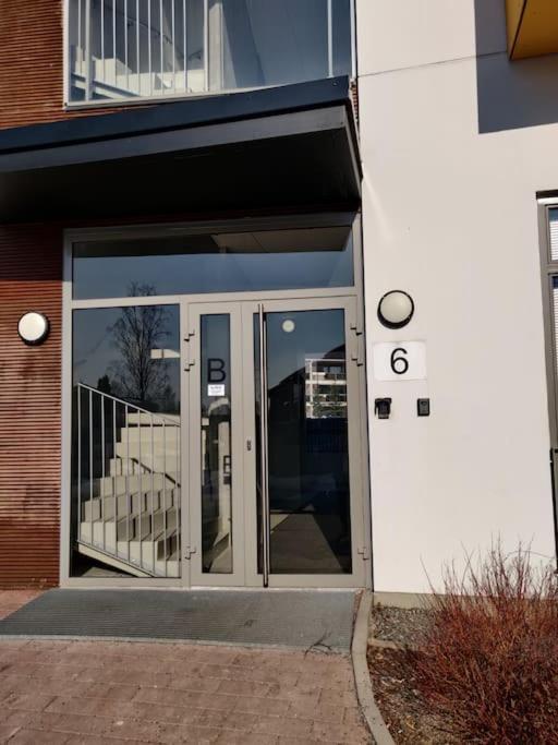 Apartament Cozy Penthouse Loft - Near The Airport Vantaa Zewnętrze zdjęcie