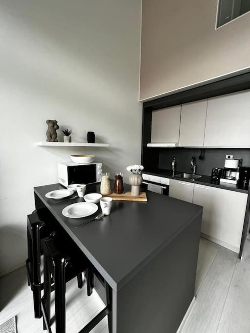 Apartament Cozy Penthouse Loft - Near The Airport Vantaa Zewnętrze zdjęcie